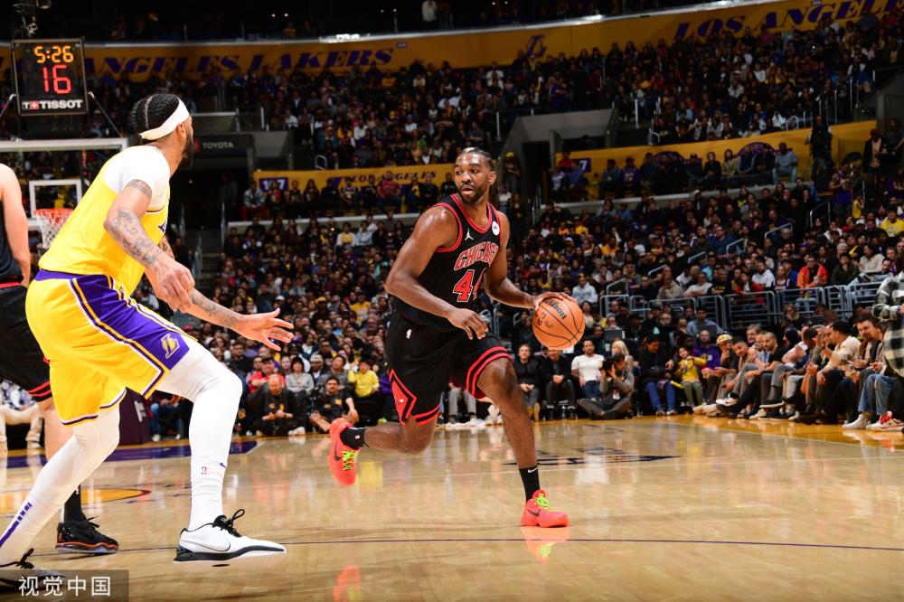 走上篮球之 走上篮球之