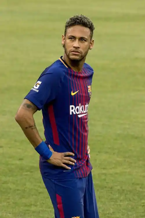 诉所有人 诉所有人