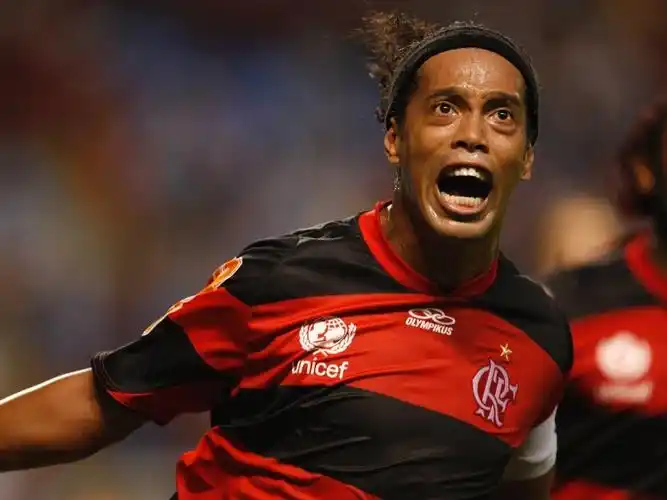 层对其离队 层对其离队