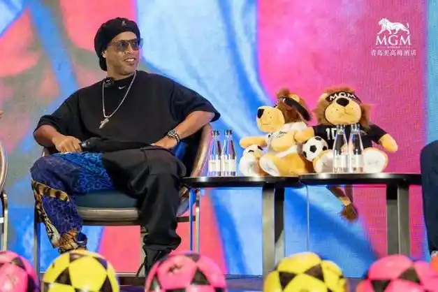 据业内人士 据业内人士